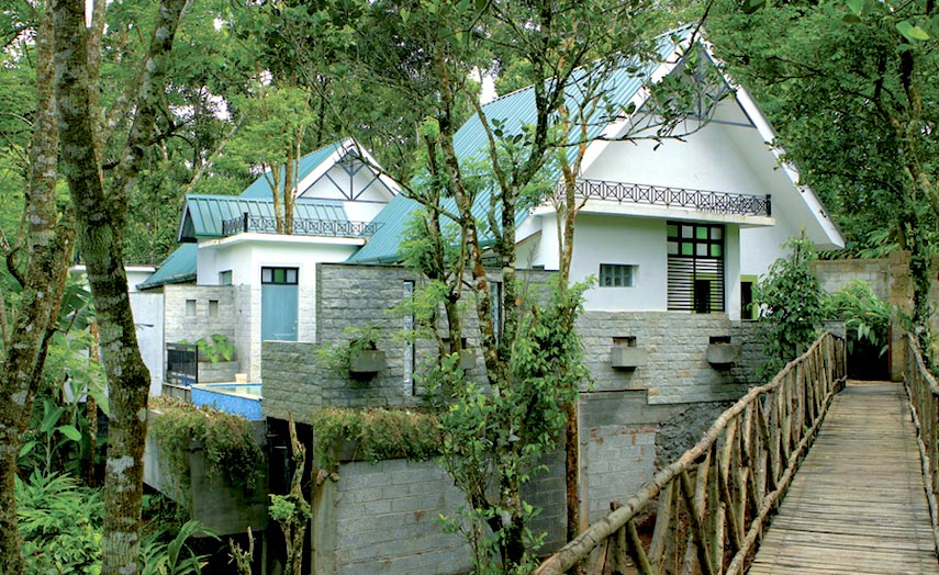 Aanavilasam Luxury Plantation House 